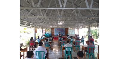 Pembekalan Siswa PKL Kelas XI SMK Katolik Santa Familia Tomohon