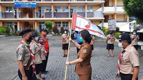 Dua Siswa SMKS Katolik ST Familia Tomohon Ikut Perkemahan Wirakarya Nasional 2021 di Jambi