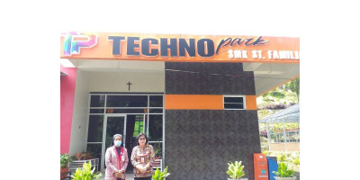 Kunjungan Kepala Dinas Pendidikan Prov Sulut di SMK Familia Tomohon 